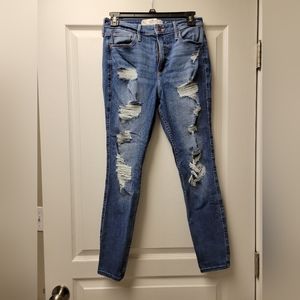 Hollister Curvy high-rise super skinny jean